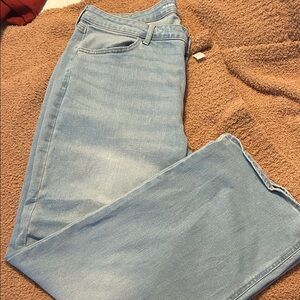 Old Navy Women's Light Blue Straight Leg Jeans